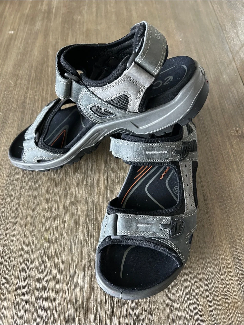 ECCO Offroad Men's Oiled-Nubuck Yucatan Walking Sandal, Like New, Sz. 11.5.